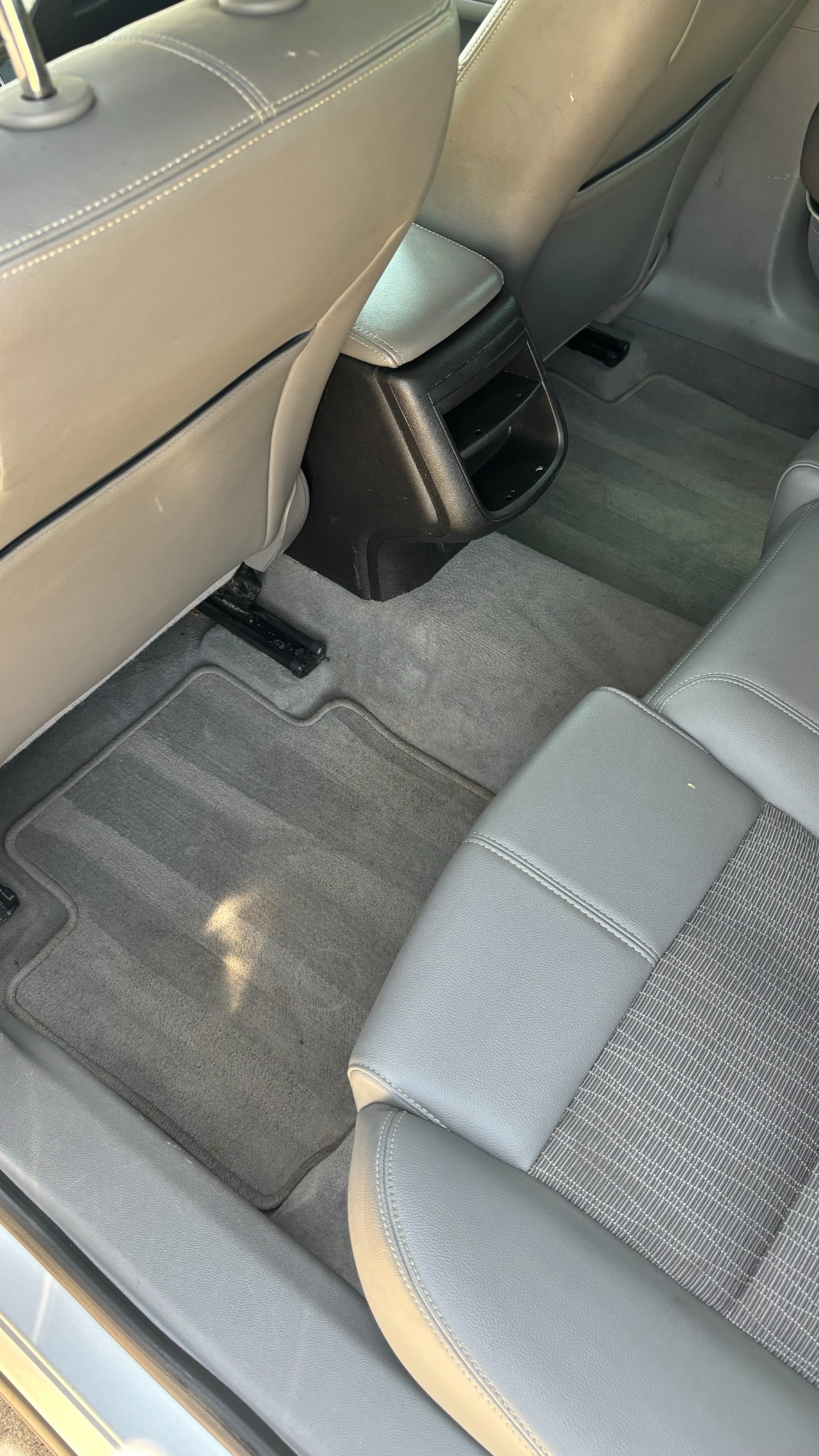 Clean vehicle interior